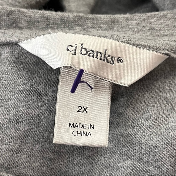 CJ Banks Gnome Print Long Sleeve Tee Holiday Graphic Gray 2X - Picture 3 of 6